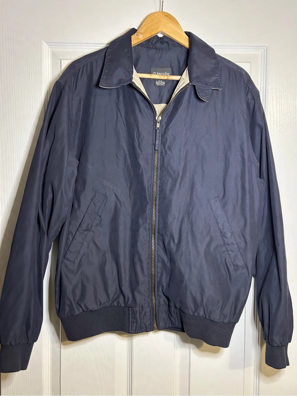 St. John’s Bay Navy Bomber Jacket Men’s Medium Full Zip Utility Y2K